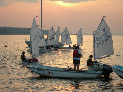 HHC Junior Sailing - Sunset Optis